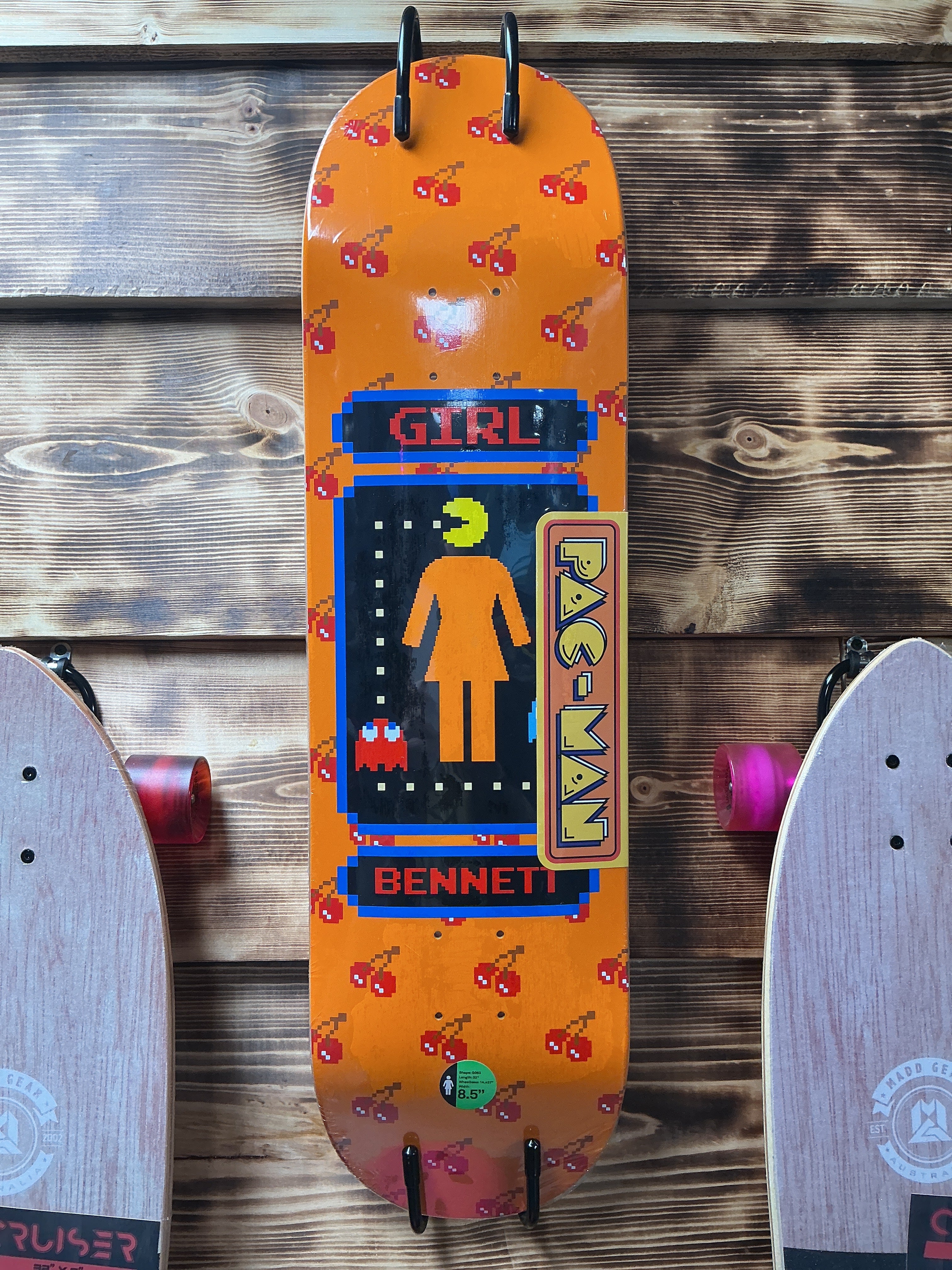 Girl Bennett PAC-MAN Deck 8.5”