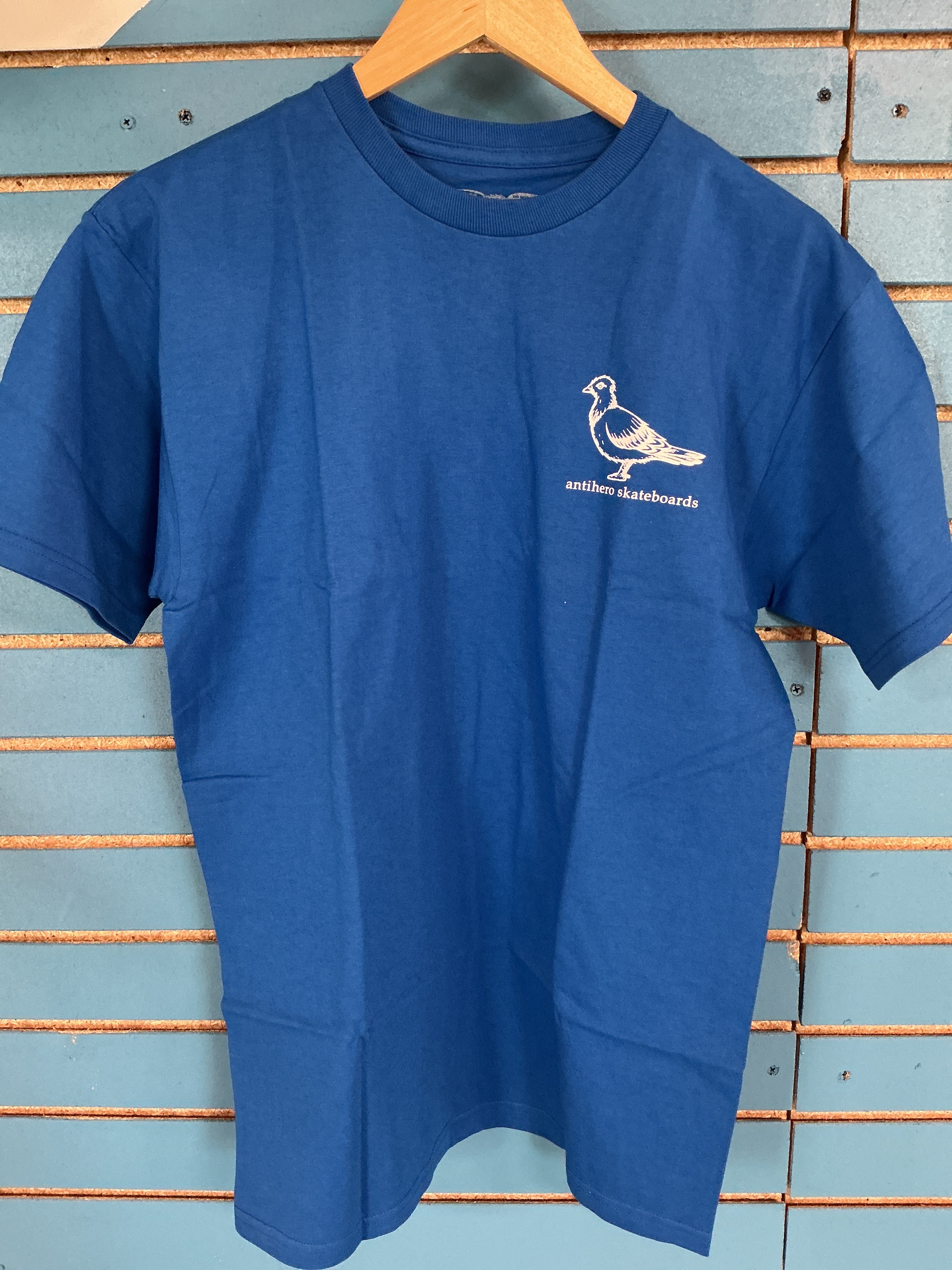 Anti Hero Basic Pigeon