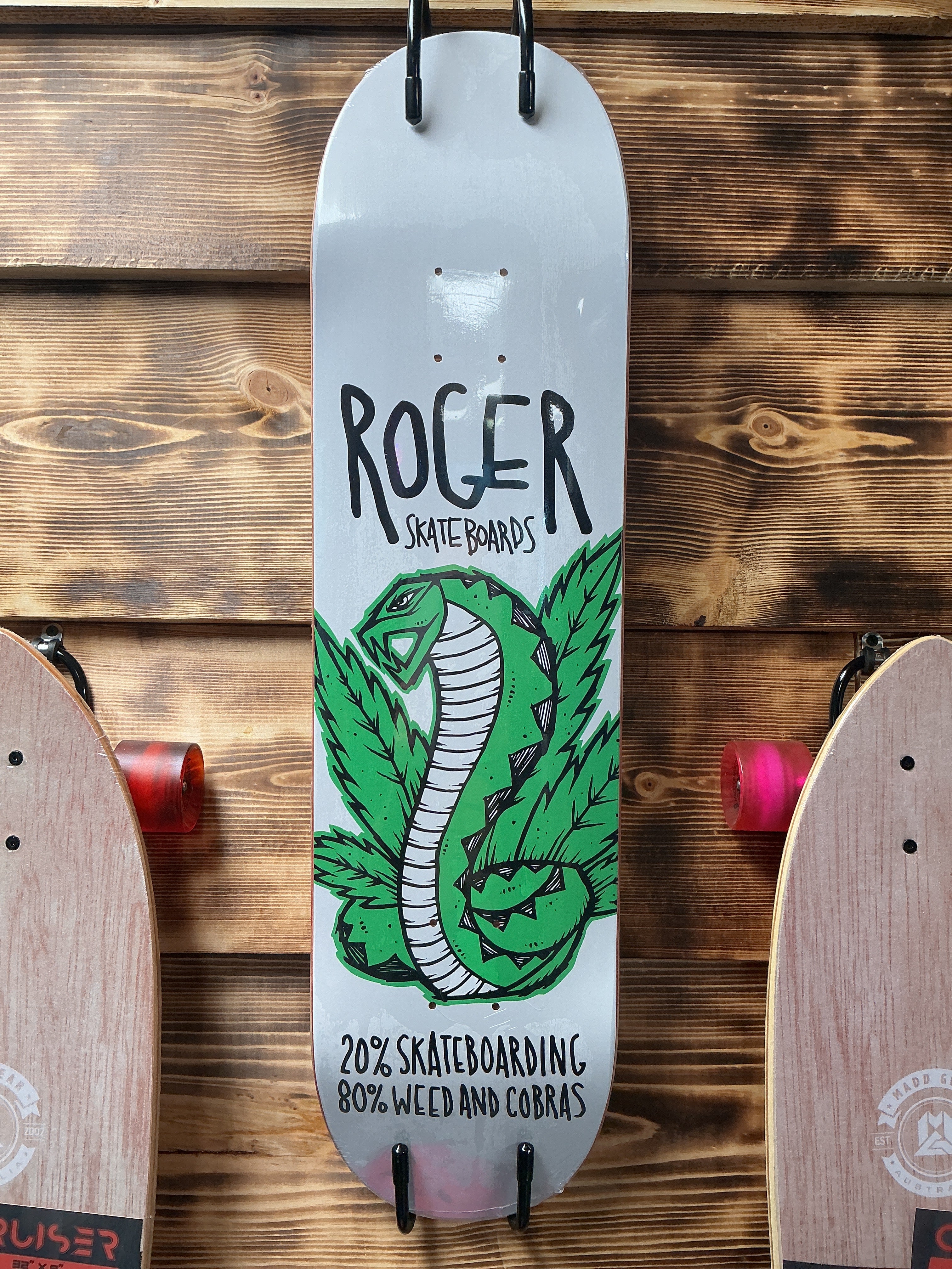 Roger Team Weed & Cobras Deck 8.0”