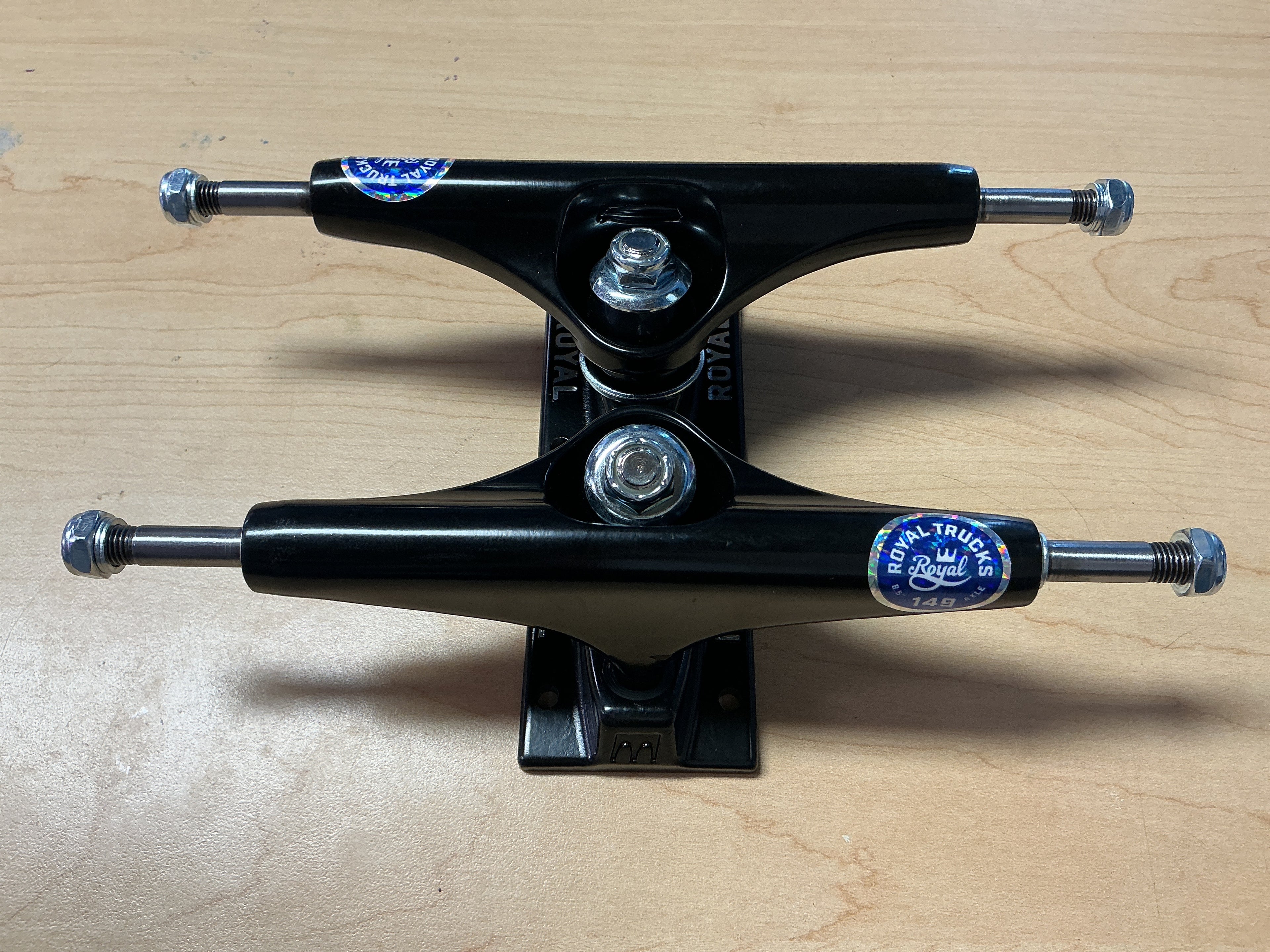 Royal Trucks 149mm Black (Set of 2)
