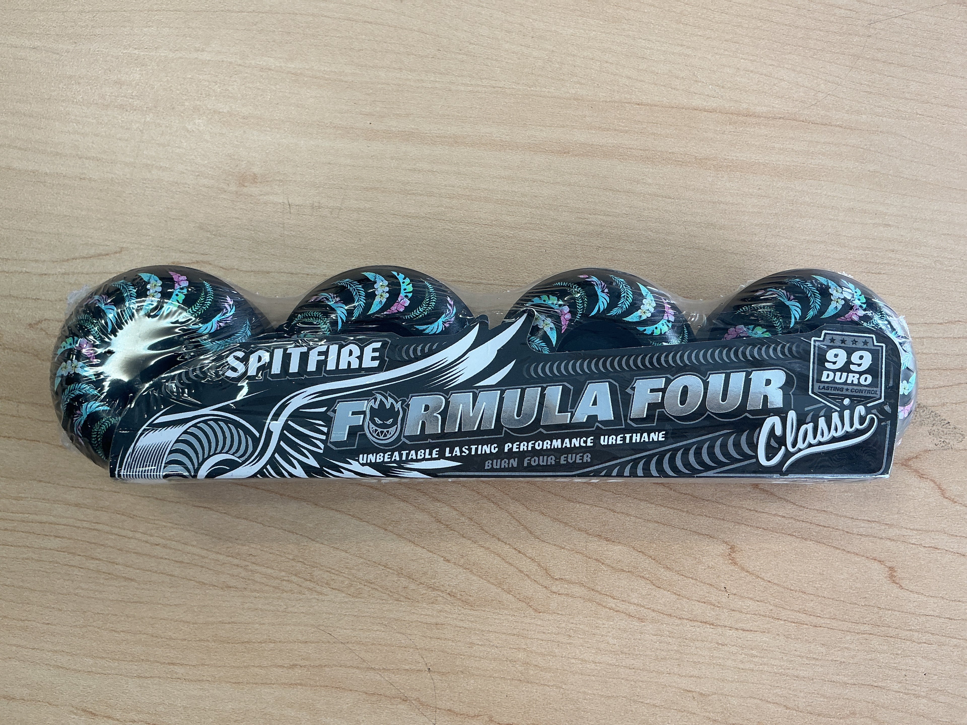 Spitfire Formula Four Floral Classic Black 55mm 99D