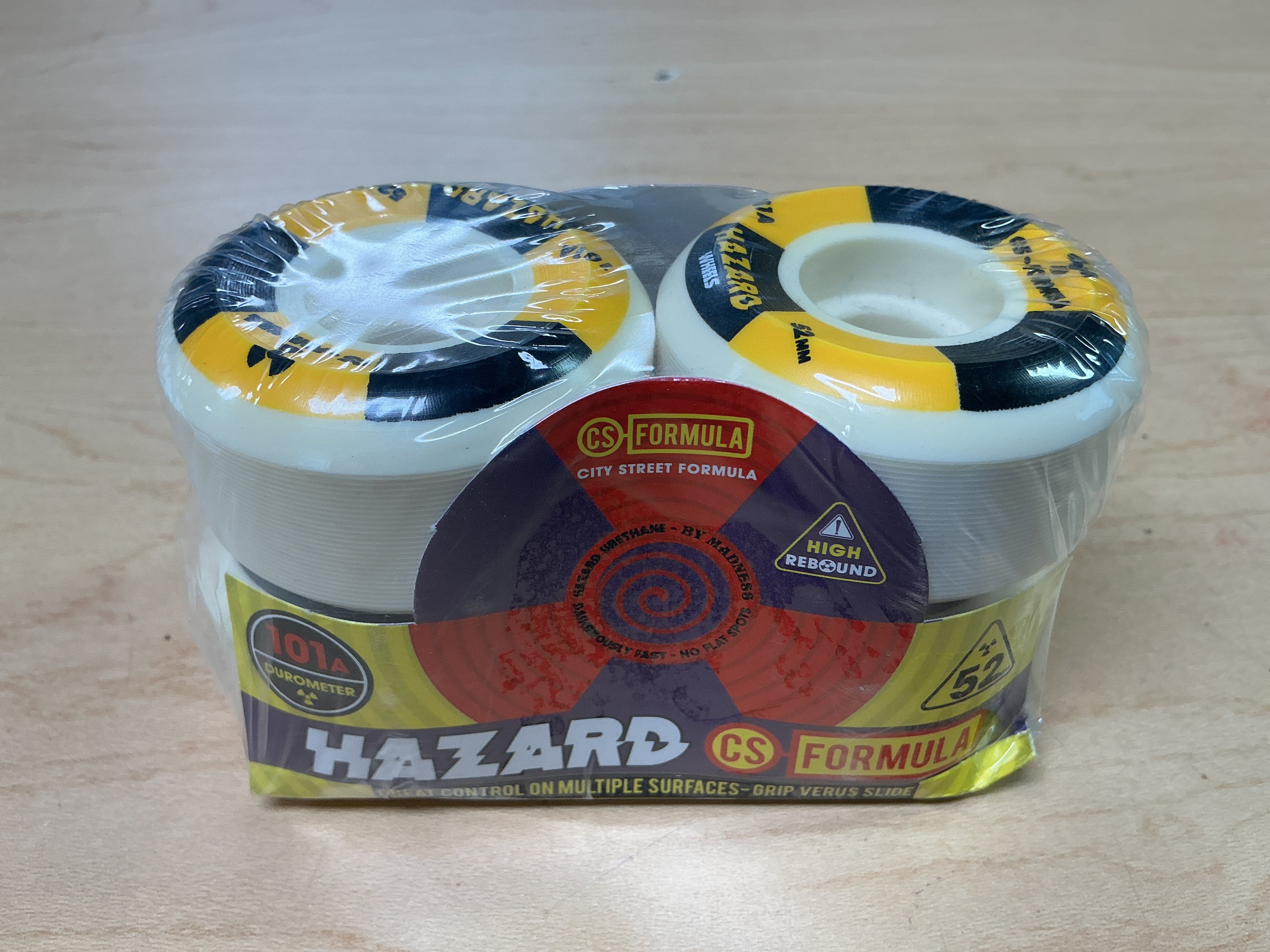 Hazard Wheels CS 52mm 101A