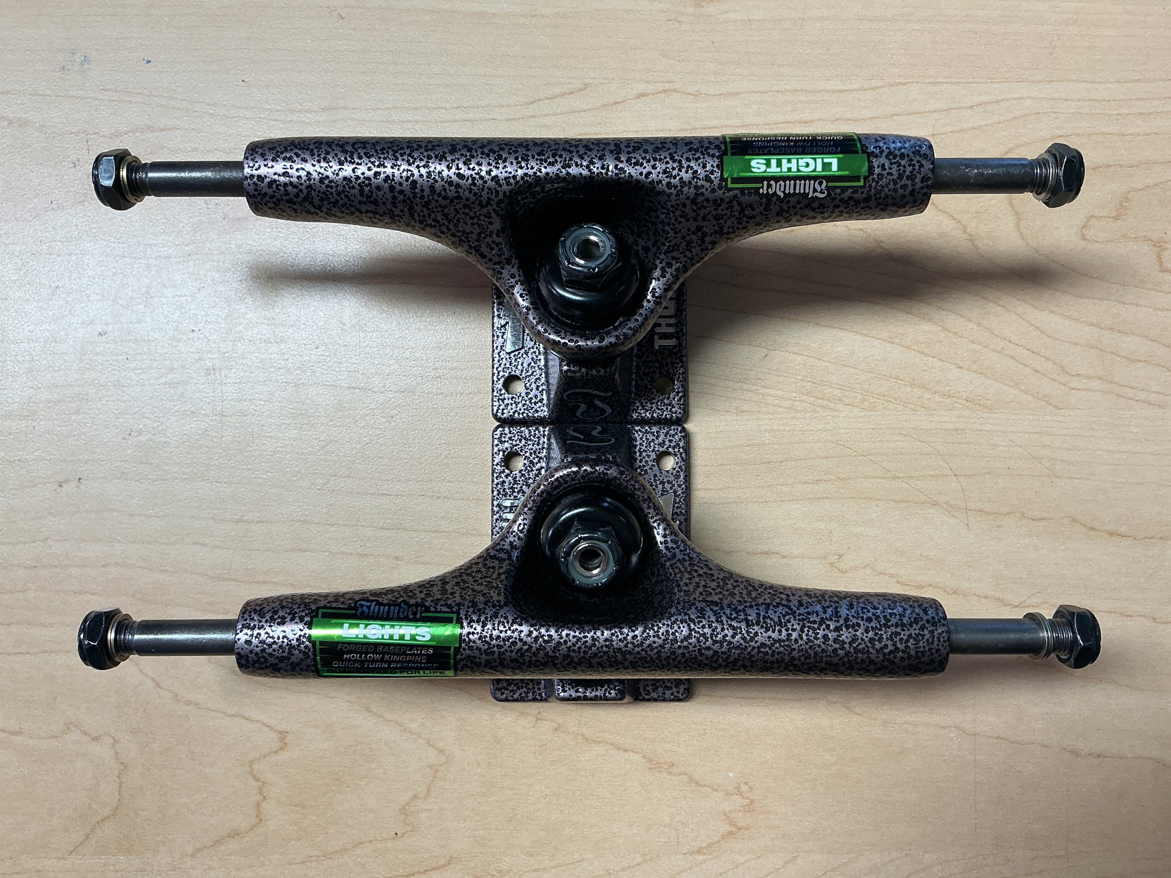 Thunder Trucks Lights Black Rose 149mm (Set of 2)