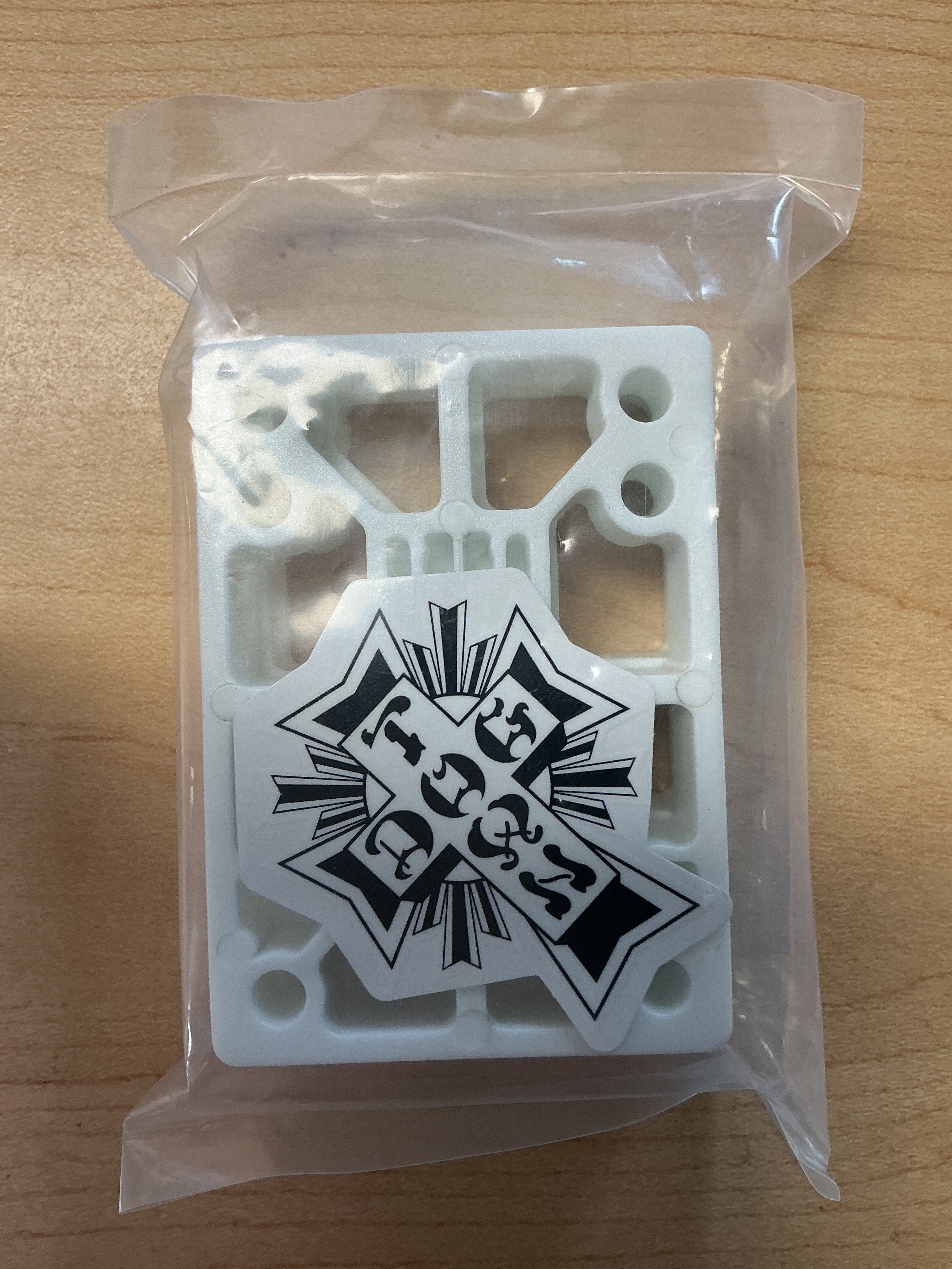 Dogtown Risers 1/2” 2pk