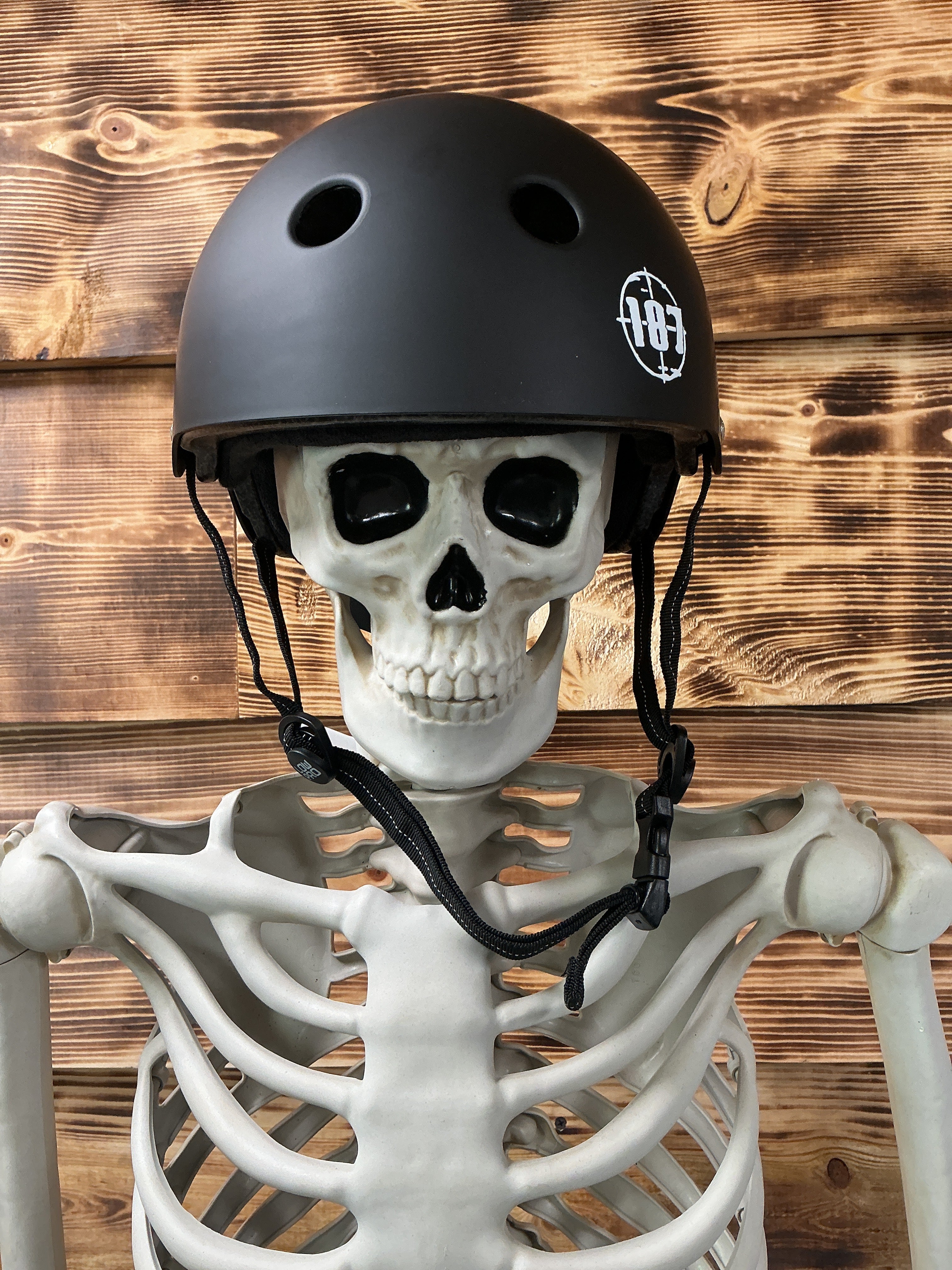 187 Killer Pads Low Pro Helmet