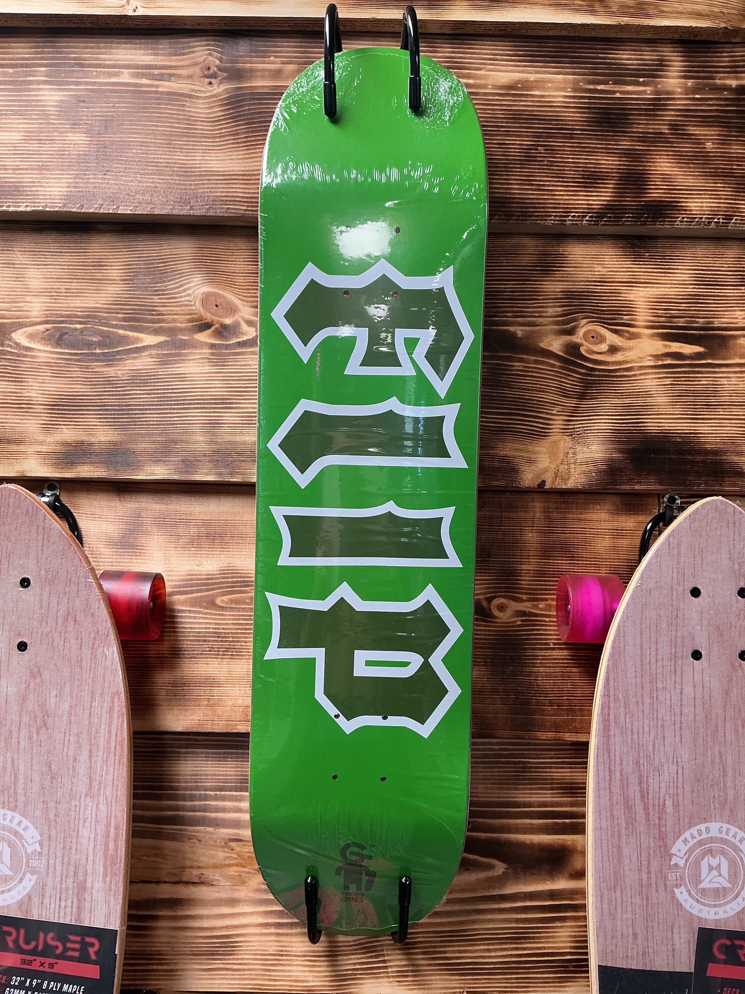 Flip Team Young Ones Green Deck 7.625”
