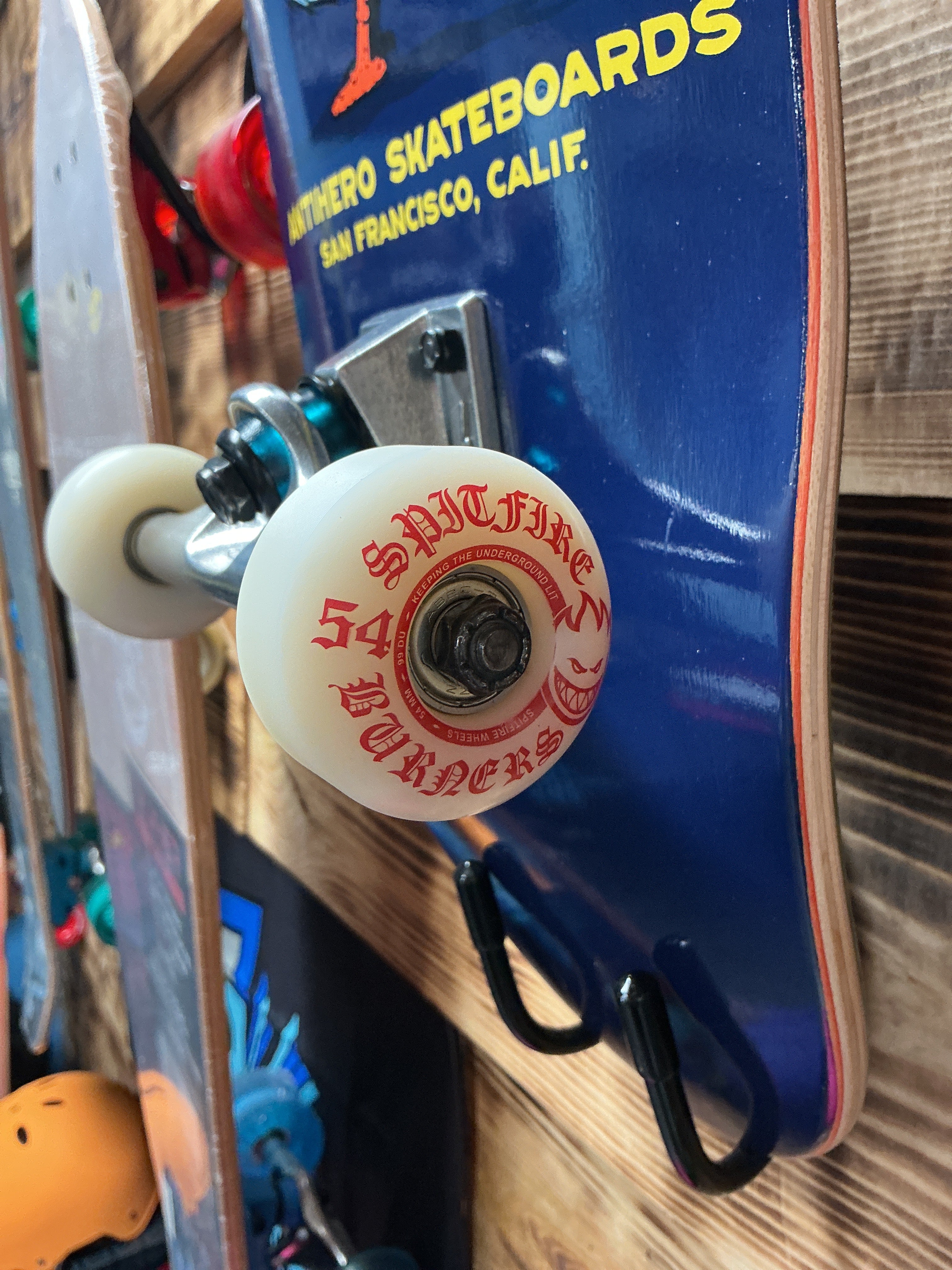 Anti Hero Pigeon Complete Board